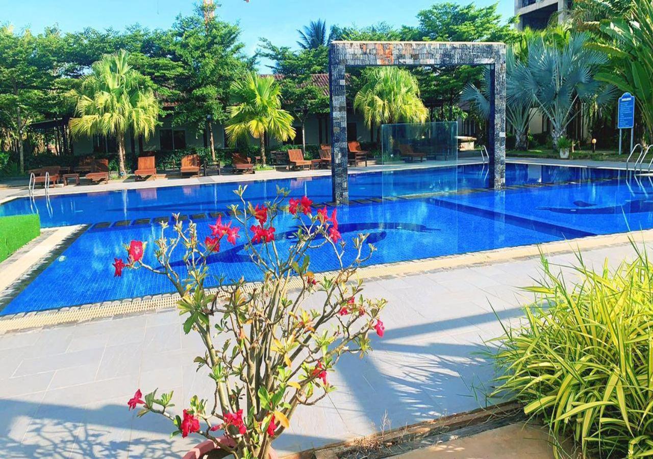 Twin Palms Resort Sihanoukville Exterior foto